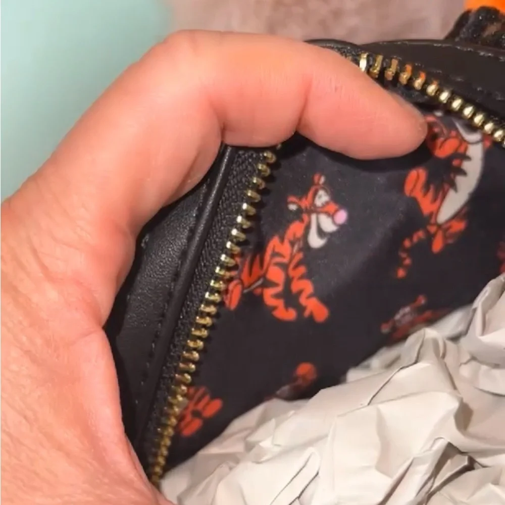 Loungefly Disney Winnie the‎ Pooh Tigger Cosplay Mini Backpack - Picture 4 of 8